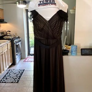 Tadashi Shoji beautiful Gown for a Wedding